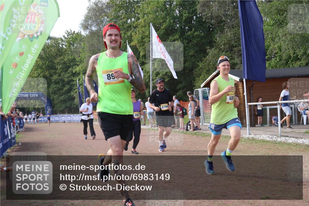 08.09.2024 - Airport Race Strokosch-Dieckow http://msf.ph/oto/6983149 08.09.2024 12:20:08 Ziel 489, 893, 2512, 2627, 2760, 2820 meine-sportfotos.de