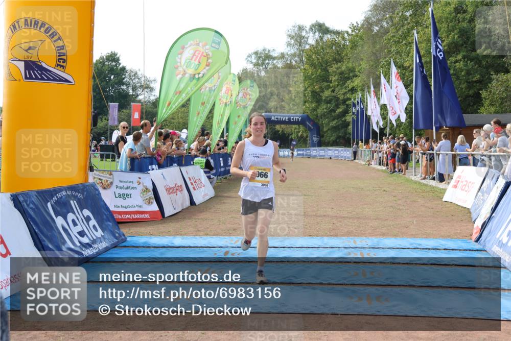08.09.2024 - Airport Race Strokosch-Dieckow http://msf.ph/oto/6983156 08.09.2024 12:02:55 Ziel 2568, 2730, 3066 meine-sportfotos.de