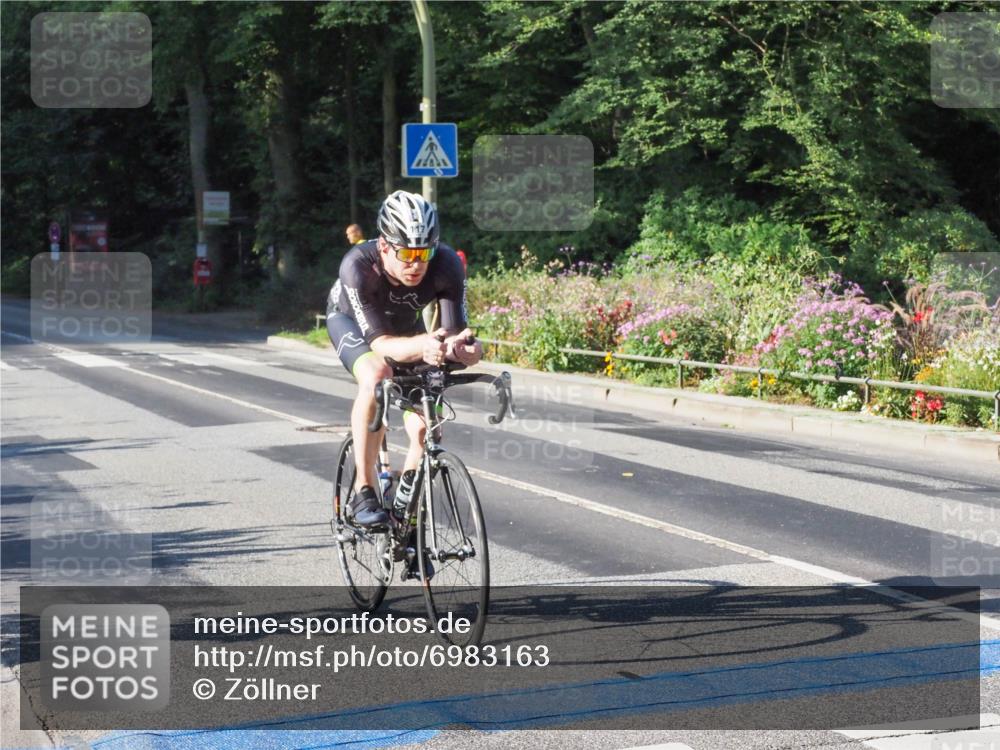 08.09.2024 - Stadtparktriathlon Zöllner http://msf.ph/oto/6983163 08.09.2024 09:29:32 Radfahren 108, 117 meine-sportfotos.de