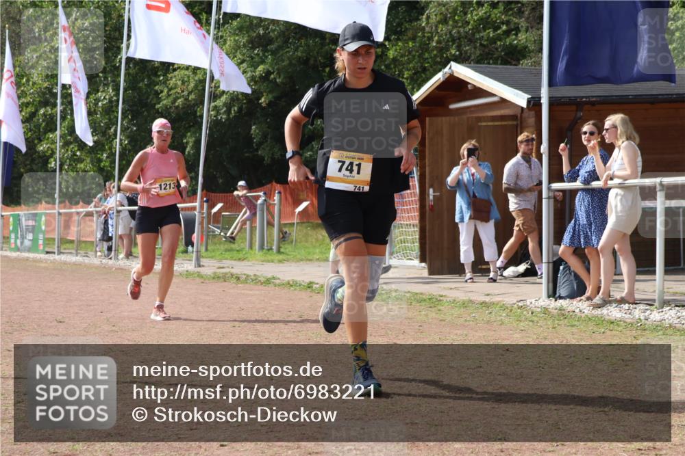 08.09.2024 - Airport Race Strokosch-Dieckow http://msf.ph/oto/6983221 08.09.2024 12:47:10 Ziel 323, 741, 1213 meine-sportfotos.de