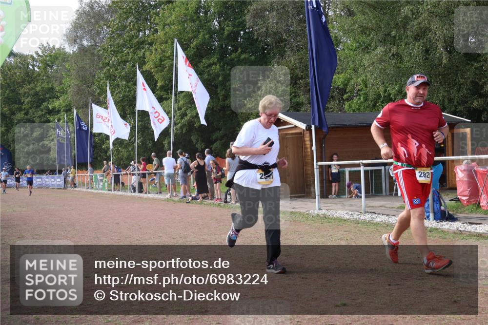 08.09.2024 - Airport Race Strokosch-Dieckow http://msf.ph/oto/6983224 08.09.2024 12:20:12 Ziel 866, 2512, 2627, 2760, 2820, 2841 meine-sportfotos.de