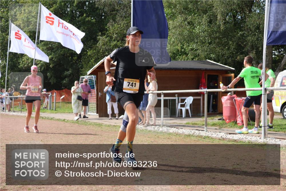 08.09.2024 - Airport Race Strokosch-Dieckow http://msf.ph/oto/6983236 08.09.2024 12:47:11 Ziel 323, 741, 1213 meine-sportfotos.de