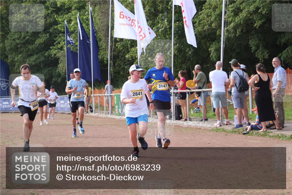 08.09.2024 - Airport Race Strokosch-Dieckow http://msf.ph/oto/6983239 08.09.2024 12:20:20 Ziel 77, 455, 866, 2841, 3147 meine-sportfotos.de