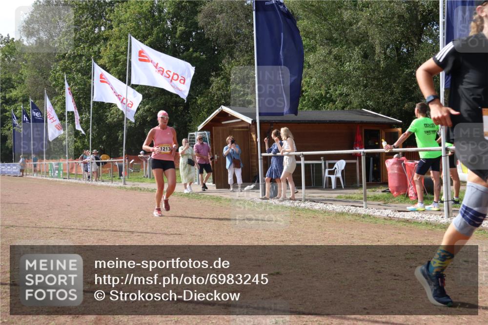 08.09.2024 - Airport Race Strokosch-Dieckow http://msf.ph/oto/6983245 08.09.2024 12:47:11 Ziel 323, 741, 1213 meine-sportfotos.de