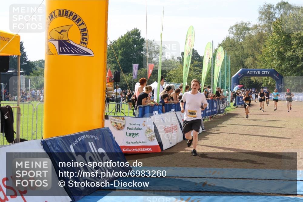 08.09.2024 - Airport Race Strokosch-Dieckow http://msf.ph/oto/6983260 08.09.2024 12:14:12 Ziel 1122, 2636, 2660, 2677, 2743, 2765, 2832, 3003, 3086, 3087 meine-sportfotos.de