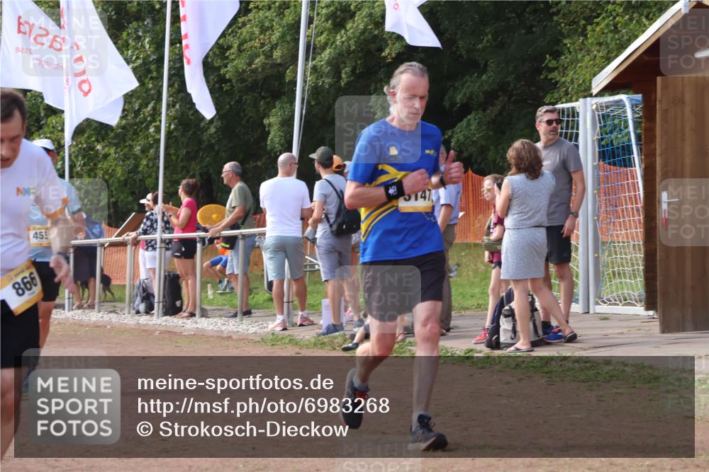 08.09.2024 - Airport Race Strokosch-Dieckow http://msf.ph/oto/6983268 08.09.2024 12:20:21 Ziel 77, 455, 866, 1173, 2841, 3004, 3147 meine-sportfotos.de