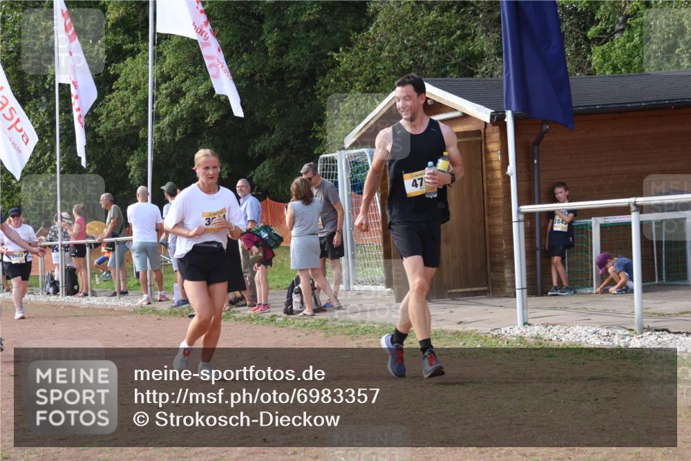 08.09.2024 - Airport Race Strokosch-Dieckow http://msf.ph/oto/6983357 08.09.2024 12:20:28 Ziel 77, 1173, 2607, 3004 meine-sportfotos.de
