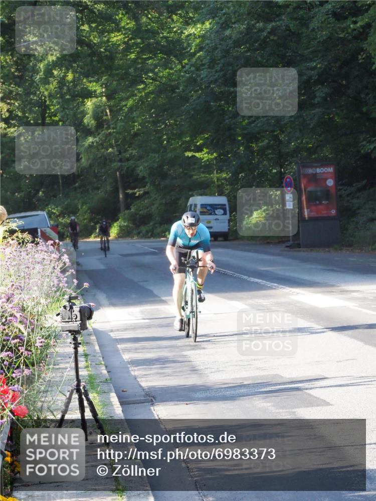 08.09.2024 - Stadtparktriathlon Zöllner http://msf.ph/oto/6983373 08.09.2024 09:32:09 Radfahren 124, 140 meine-sportfotos.de