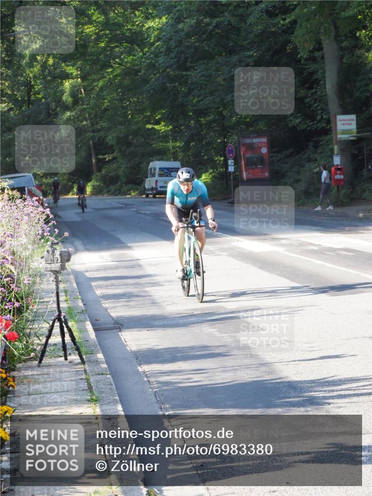 08.09.2024 - Stadtparktriathlon Zöllner http://msf.ph/oto/6983380 08.09.2024 09:32:10 Radfahren 124, 140 meine-sportfotos.de