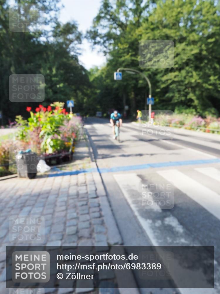 08.09.2024 - Stadtparktriathlon Zöllner http://msf.ph/oto/6983389 08.09.2024 09:32:10 Radfahren 124, 140 meine-sportfotos.de