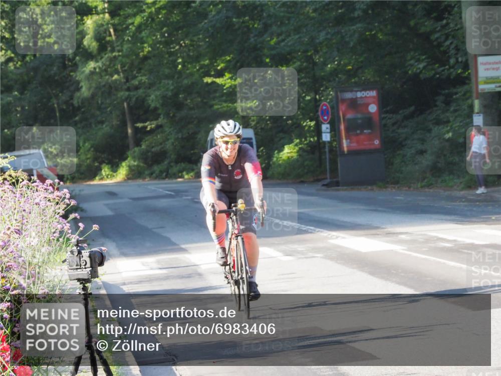 08.09.2024 - Stadtparktriathlon Zöllner http://msf.ph/oto/6983406 08.09.2024 09:32:20 Radfahren 95, 140 meine-sportfotos.de