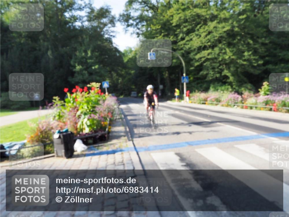 08.09.2024 - Stadtparktriathlon Zöllner http://msf.ph/oto/6983414 08.09.2024 09:32:22 Radfahren 95 meine-sportfotos.de