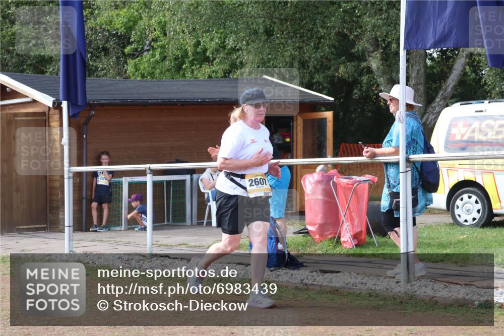 08.09.2024 - Airport Race Strokosch-Dieckow http://msf.ph/oto/6983439 08.09.2024 12:20:36 Ziel 2576, 2607 meine-sportfotos.de
