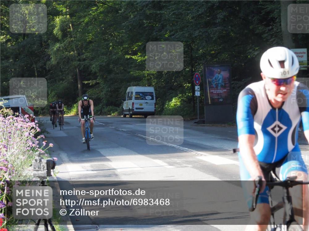 08.09.2024 - Stadtparktriathlon Zöllner http://msf.ph/oto/6983468 08.09.2024 09:33:09 Radfahren 101, 111, 132, 157, 171, 176 meine-sportfotos.de