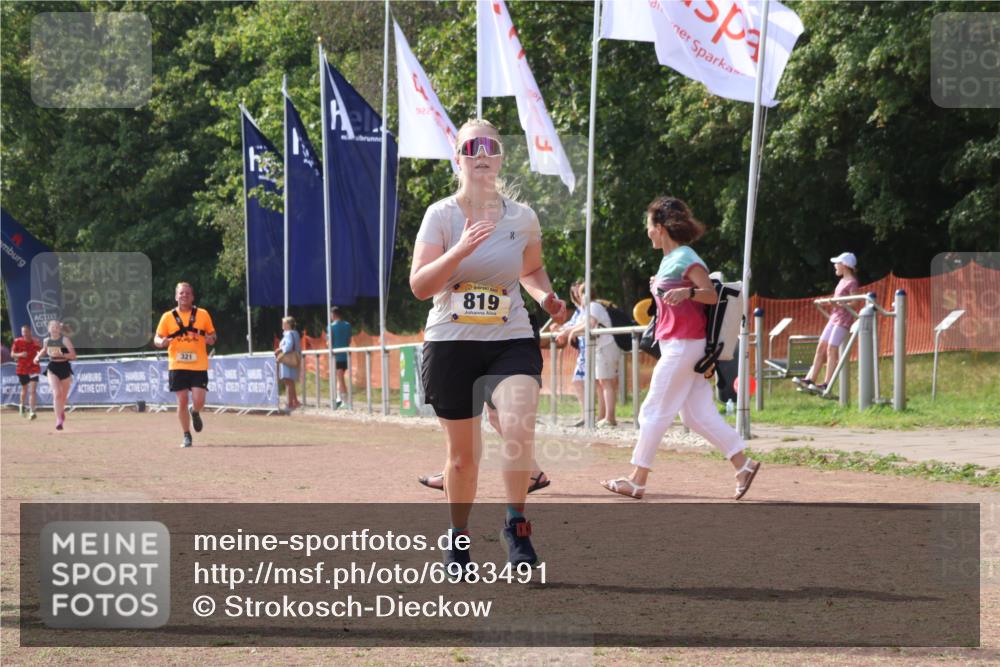 08.09.2024 - Airport Race Strokosch-Dieckow http://msf.ph/oto/6983491 08.09.2024 12:47:48 Ziel 321, 819, 1153 meine-sportfotos.de