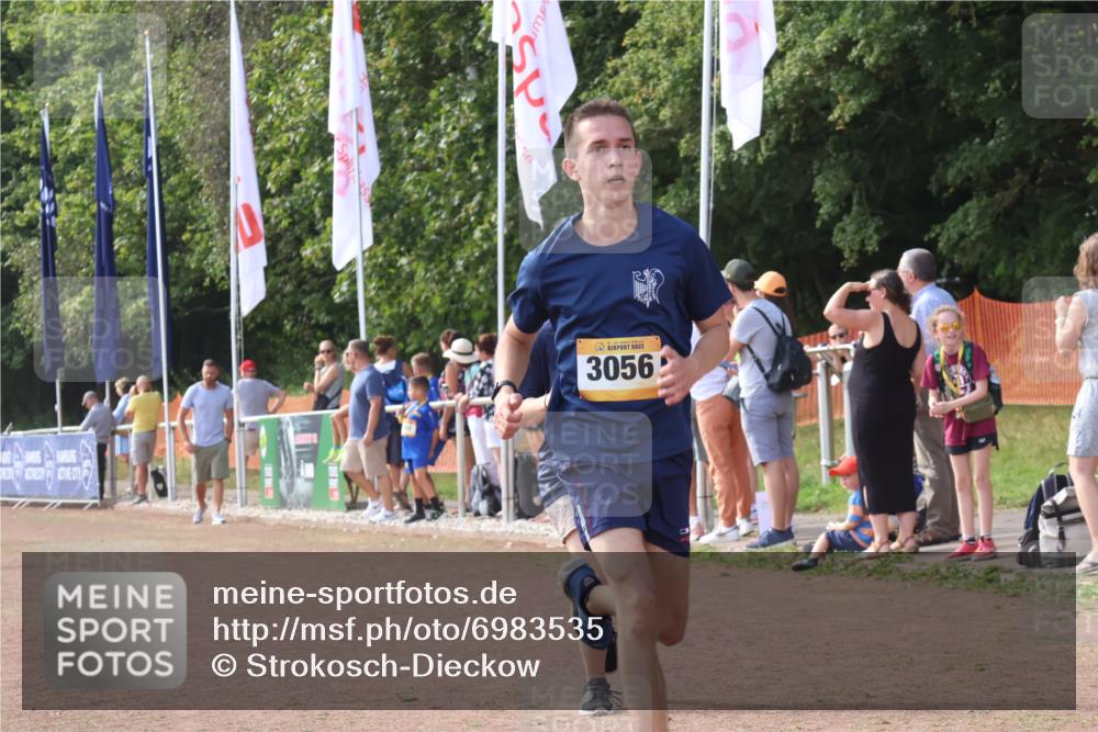 08.09.2024 - Airport Race Strokosch-Dieckow http://msf.ph/oto/6983535 08.09.2024 12:20:53 Ziel 328, 478, 1174, 1203, 2828, 3056 meine-sportfotos.de