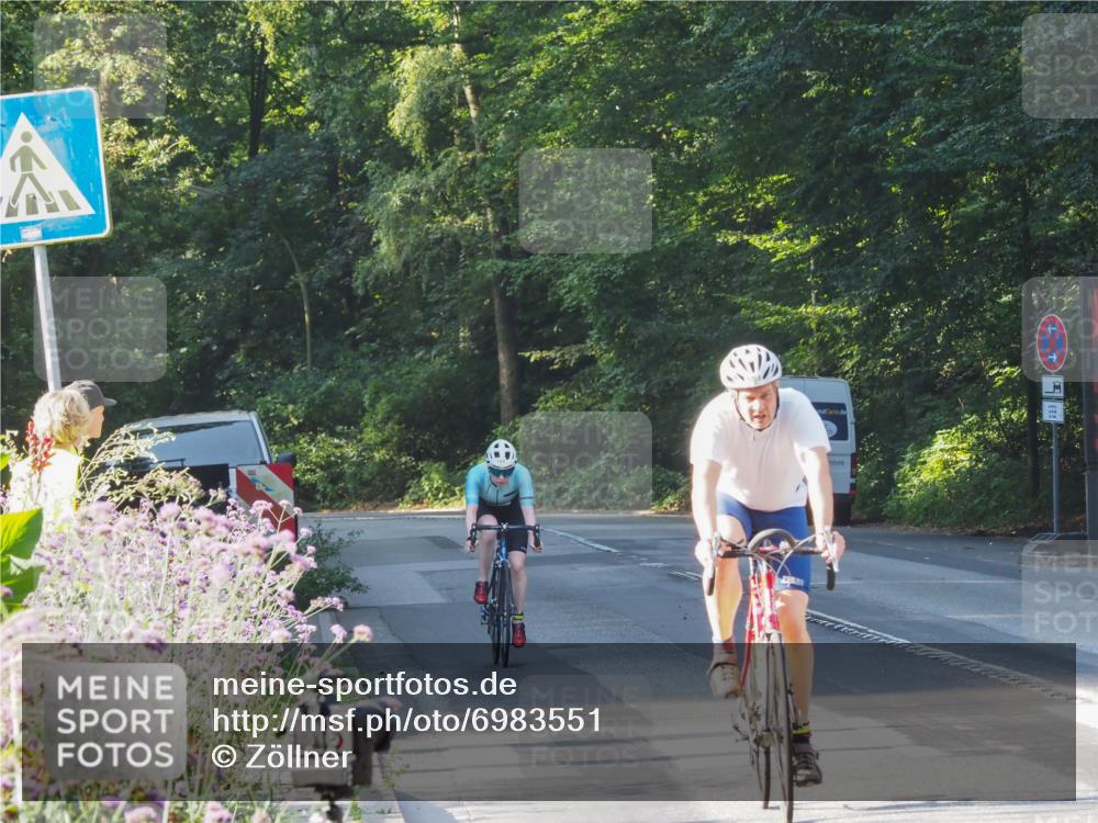 08.09.2024 - Stadtparktriathlon Zöllner http://msf.ph/oto/6983551 08.09.2024 09:34:19 Radfahren 104, 145, 154, 159 meine-sportfotos.de