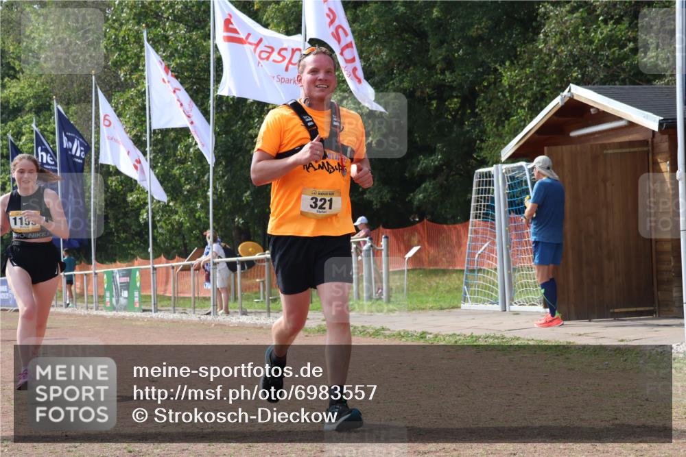 08.09.2024 - Airport Race Strokosch-Dieckow http://msf.ph/oto/6983557 08.09.2024 12:47:56 Ziel 57, 321, 493, 1153 meine-sportfotos.de