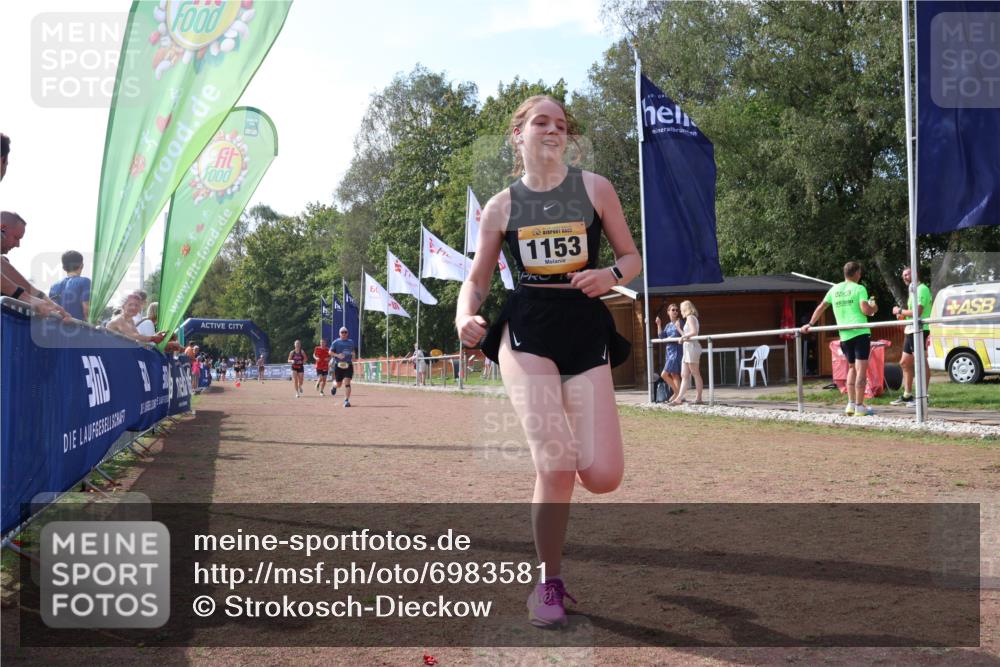 08.09.2024 - Airport Race Strokosch-Dieckow http://msf.ph/oto/6983581 08.09.2024 12:47:58 Ziel 57, 97, 321, 493, 1153 meine-sportfotos.de