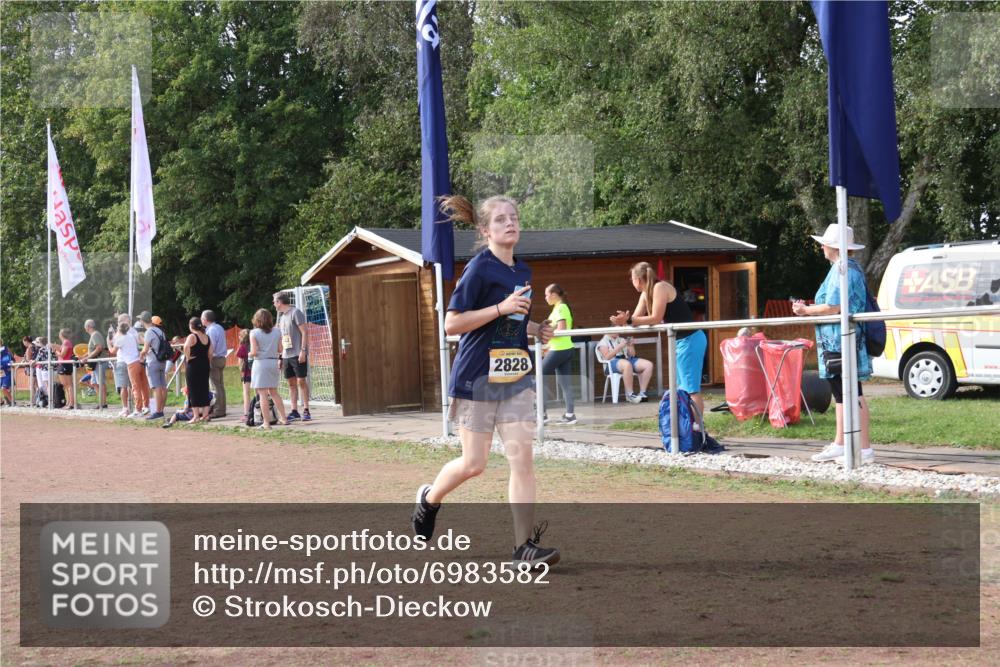 08.09.2024 - Airport Race Strokosch-Dieckow http://msf.ph/oto/6983582 08.09.2024 12:20:55 Ziel 328, 478, 1174, 1203, 1254, 2828 meine-sportfotos.de
