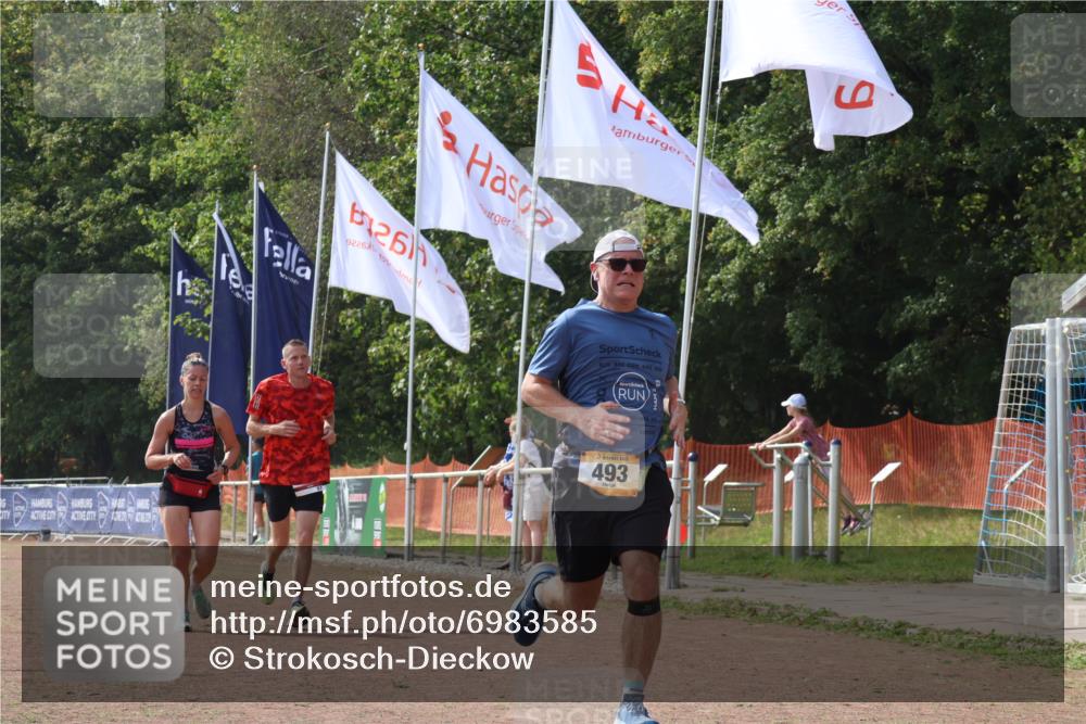 08.09.2024 - Airport Race Strokosch-Dieckow http://msf.ph/oto/6983585 08.09.2024 12:48:01 Ziel 57, 97, 493, 757 meine-sportfotos.de