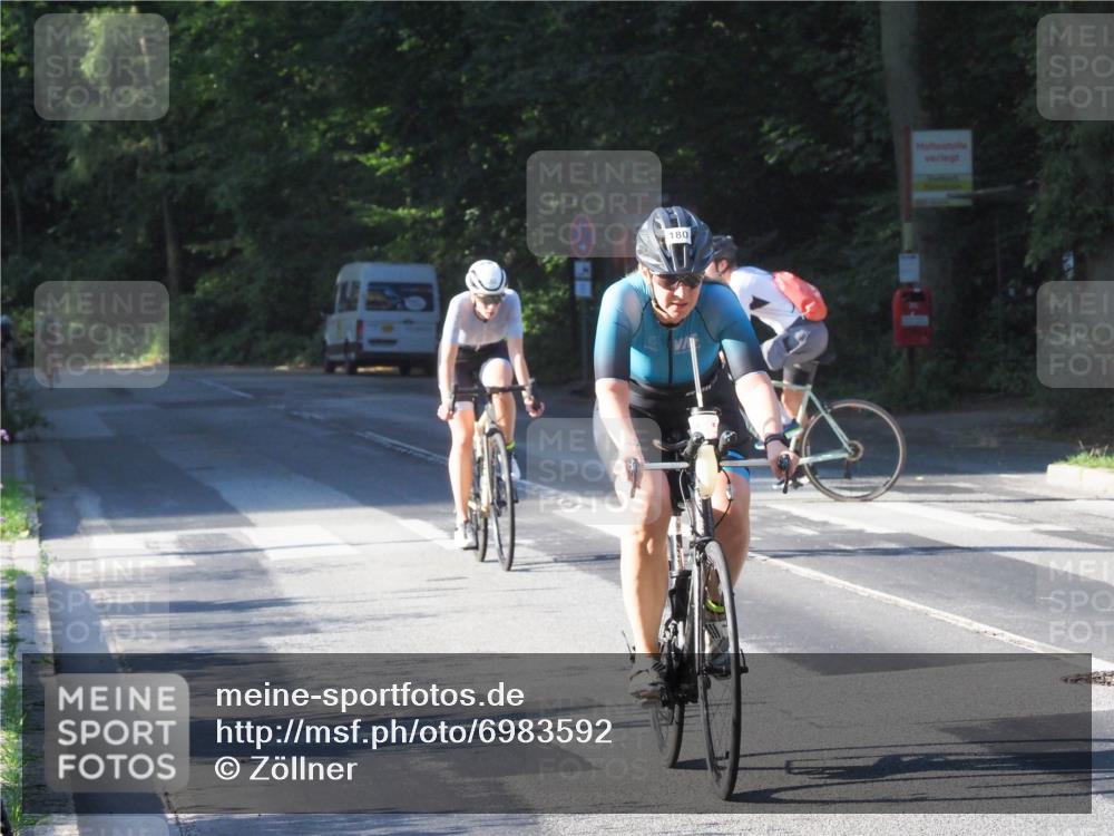 08.09.2024 - Stadtparktriathlon Zöllner http://msf.ph/oto/6983592 08.09.2024 09:35:26 Radfahren 152, 180 meine-sportfotos.de