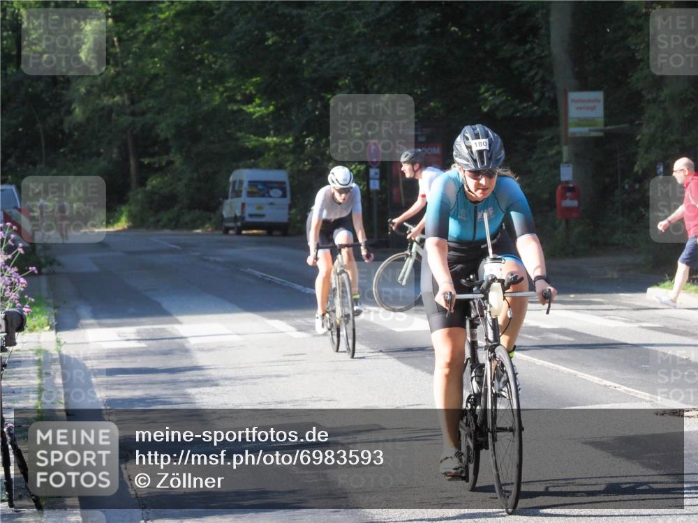 08.09.2024 - Stadtparktriathlon Zöllner http://msf.ph/oto/6983593 08.09.2024 09:35:26 Radfahren 152, 180 meine-sportfotos.de