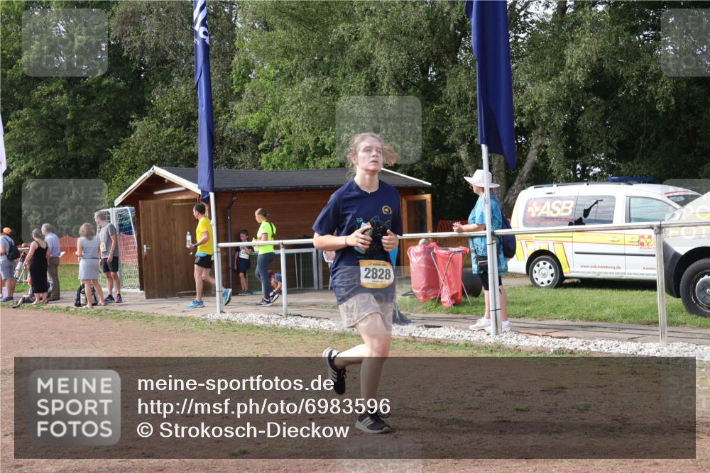08.09.2024 - Airport Race Strokosch-Dieckow http://msf.ph/oto/6983596 08.09.2024 12:20:56 Ziel 328, 478, 1174, 1203, 1254, 2828 meine-sportfotos.de