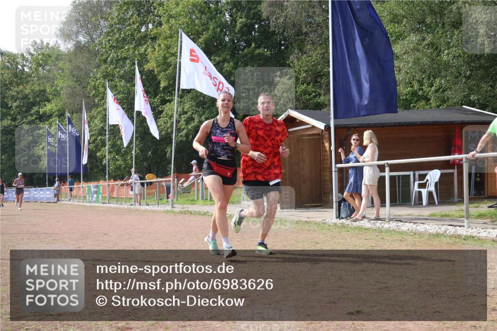 08.09.2024 - Airport Race Strokosch-Dieckow http://msf.ph/oto/6983626 08.09.2024 12:48:04 Ziel 57, 97, 493, 757 meine-sportfotos.de