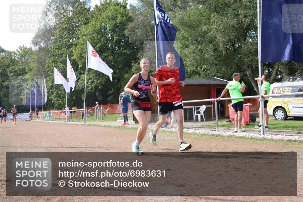 08.09.2024 - Airport Race Strokosch-Dieckow http://msf.ph/oto/6983631 08.09.2024 12:48:05 Ziel 57, 97, 757 meine-sportfotos.de