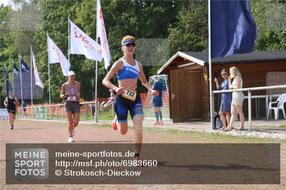 08.09.2024 - Airport Race Strokosch-Dieckow http://msf.ph/oto/6983660 08.09.2024 12:48:12 Ziel 61, 364, 757, 1378 meine-sportfotos.de