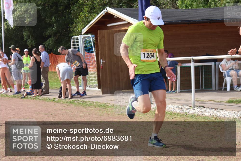 08.09.2024 - Airport Race Strokosch-Dieckow http://msf.ph/oto/6983681 08.09.2024 12:21:06 Ziel 1254, 1420 meine-sportfotos.de