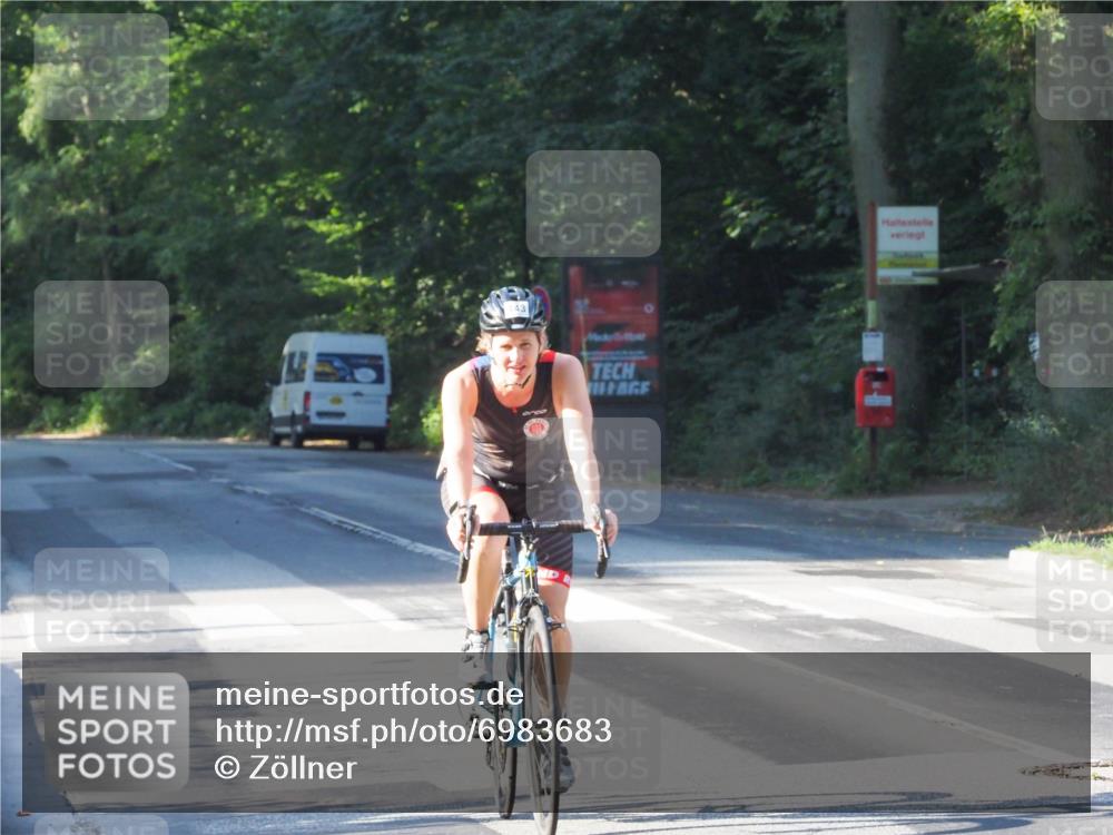 08.09.2024 - Stadtparktriathlon Zöllner http://msf.ph/oto/6983683 08.09.2024 09:36:08 Radfahren 143 meine-sportfotos.de