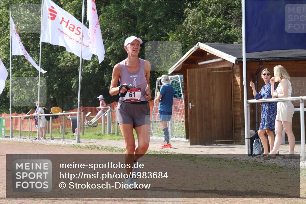 08.09.2024 - Airport Race Strokosch-Dieckow http://msf.ph/oto/6983684 08.09.2024 12:48:14 Ziel 61, 364, 1378, 3096 meine-sportfotos.de