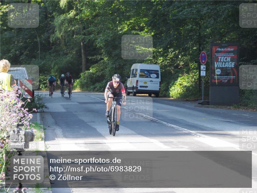 08.09.2024 - Stadtparktriathlon Zöllner http://msf.ph/oto/6983829 08.09.2024 09:39:24 Radfahren 140, 155, 175 meine-sportfotos.de