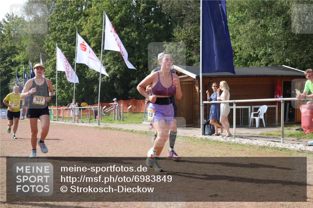 08.09.2024 - Airport Race Strokosch-Dieckow http://msf.ph/oto/6983849 08.09.2024 12:48:32 Ziel 345, 527, 744, 1114, 1115 meine-sportfotos.de