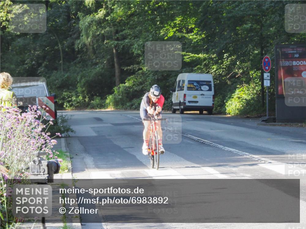 08.09.2024 - Stadtparktriathlon Zöllner http://msf.ph/oto/6983892 08.09.2024 09:39:45 Radfahren 173, 176 meine-sportfotos.de