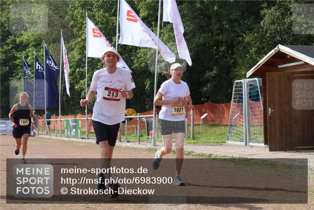 08.09.2024 - Airport Race Strokosch-Dieckow http://msf.ph/oto/6983900 08.09.2024 12:48:43 Ziel 213, 1021, 1207 meine-sportfotos.de