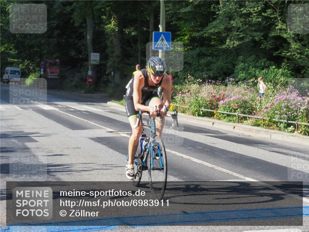 08.09.2024 - Stadtparktriathlon Zöllner http://msf.ph/oto/6983911 08.09.2024 09:40:19 Radfahren 132, 157 meine-sportfotos.de