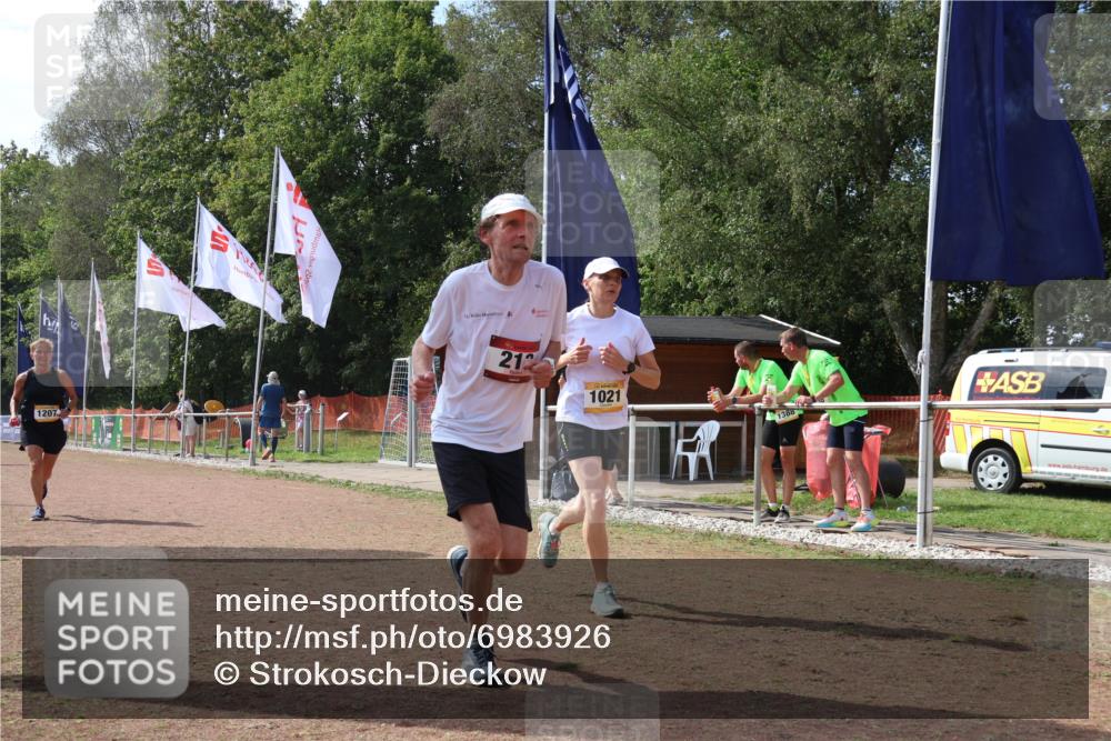 08.09.2024 - Airport Race Strokosch-Dieckow http://msf.ph/oto/6983926 08.09.2024 12:48:45 Ziel 213, 1021, 1207 meine-sportfotos.de