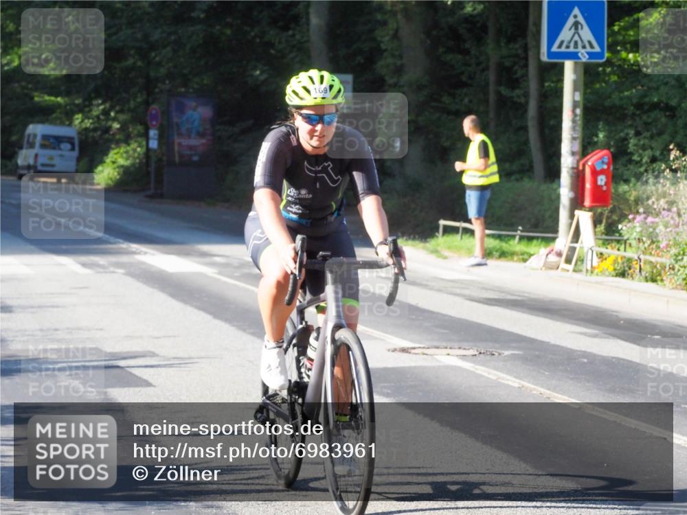 08.09.2024 - Stadtparktriathlon Zöllner http://msf.ph/oto/6983961 08.09.2024 09:41:32 Radfahren 169 meine-sportfotos.de