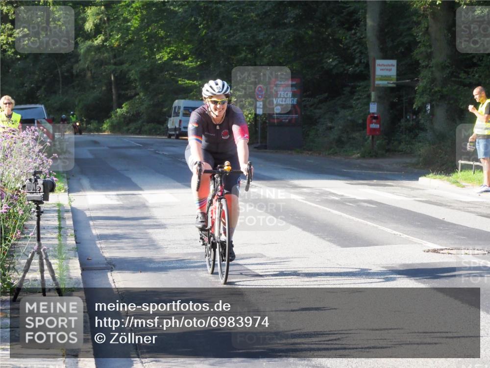 08.09.2024 - Stadtparktriathlon Zöllner http://msf.ph/oto/6983974 08.09.2024 09:41:44 Radfahren 95 meine-sportfotos.de