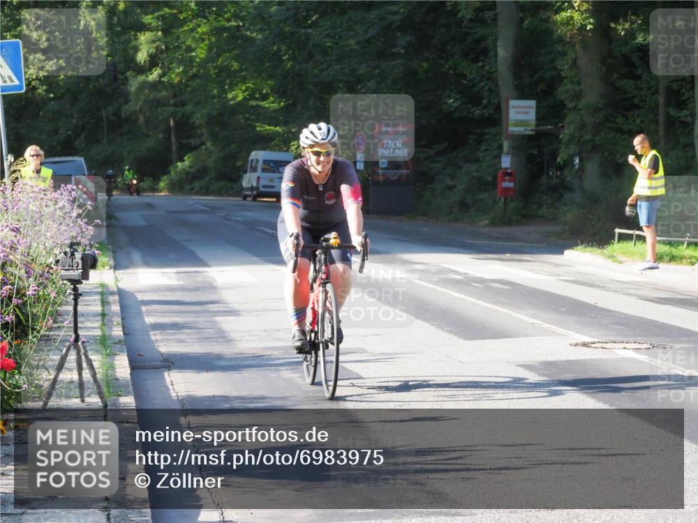 08.09.2024 - Stadtparktriathlon Zöllner http://msf.ph/oto/6983975 08.09.2024 09:41:45 Radfahren 95 meine-sportfotos.de