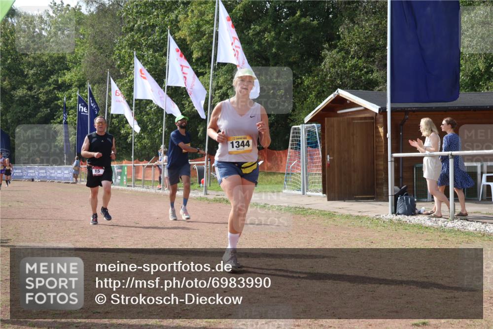 08.09.2024 - Airport Race Strokosch-Dieckow http://msf.ph/oto/6983990 08.09.2024 12:48:54 Ziel 15, 1214, 1344 meine-sportfotos.de
