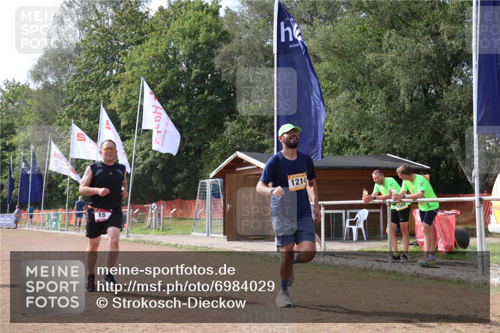 08.09.2024 - Airport Race Strokosch-Dieckow http://msf.ph/oto/6984029 08.09.2024 12:48:56 Ziel 15, 1214, 1332, 1344 meine-sportfotos.de