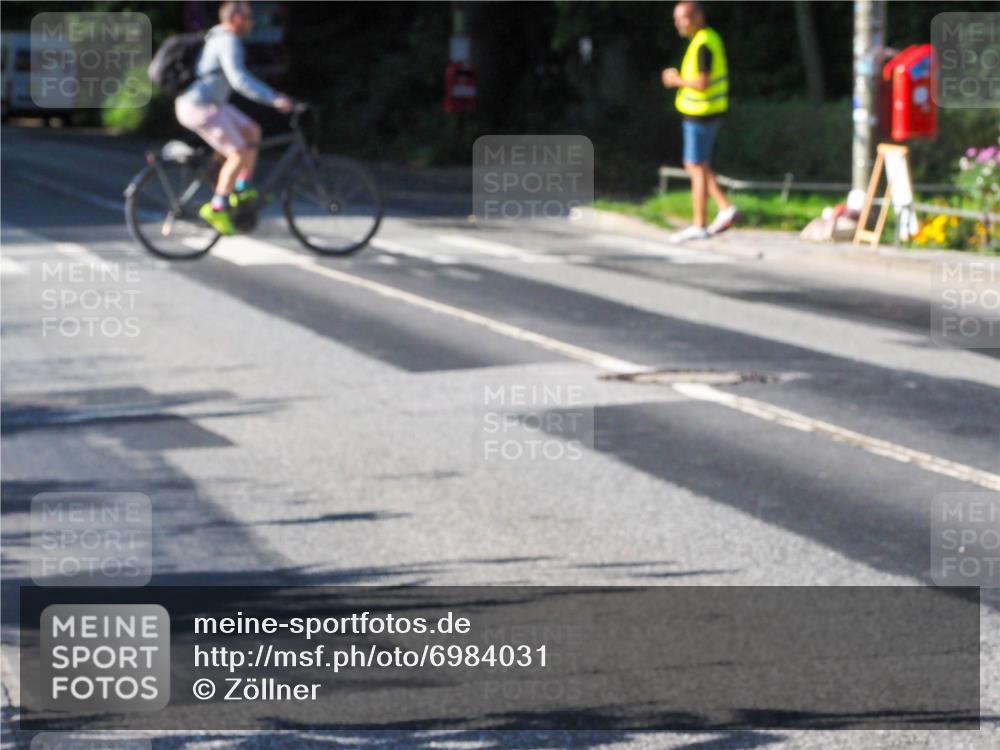 08.09.2024 - Stadtparktriathlon Zöllner http://msf.ph/oto/6984031 08.09.2024 09:43:37 Radfahren 141, 162 meine-sportfotos.de