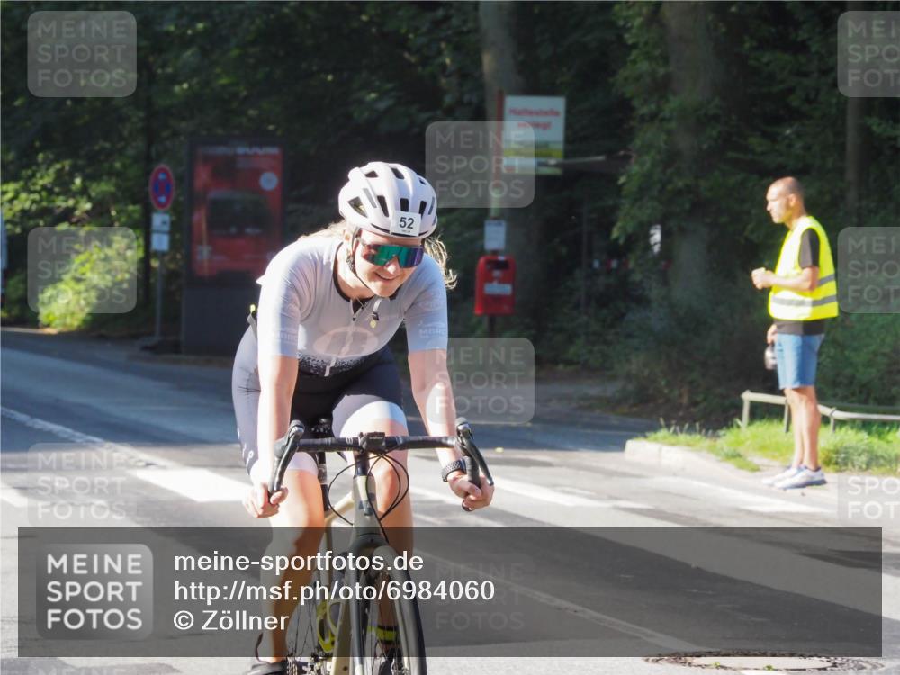 08.09.2024 - Stadtparktriathlon Zöllner http://msf.ph/oto/6984060 08.09.2024 09:44:09 Radfahren 52 meine-sportfotos.de
