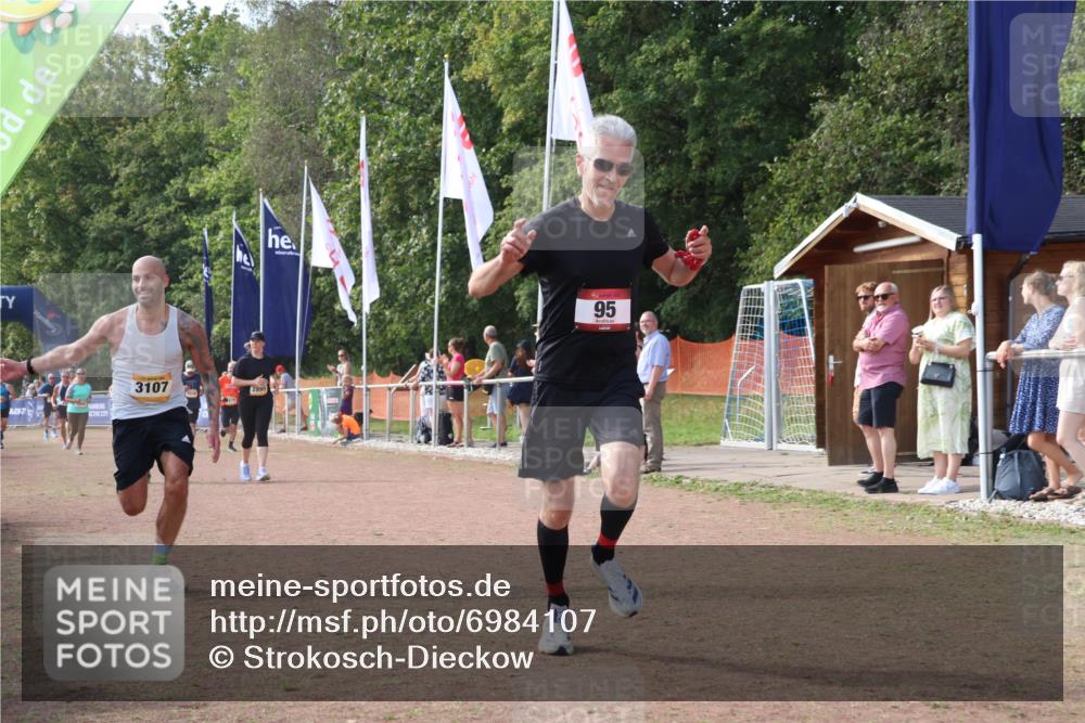 08.09.2024 - Airport Race Strokosch-Dieckow http://msf.ph/oto/6984107 08.09.2024 12:22:27 Ziel 95, 165, 238, 779, 1057, 1451, 1479, 2894, 2895, 3107 meine-sportfotos.de