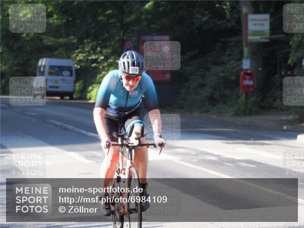 08.09.2024 - Stadtparktriathlon Zöllner http://msf.ph/oto/6984109 08.09.2024 09:48:08 Radfahren 178 meine-sportfotos.de