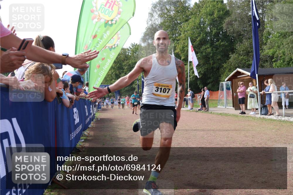 08.09.2024 - Airport Race Strokosch-Dieckow http://msf.ph/oto/6984124 08.09.2024 12:22:28 Ziel 95, 165, 238, 311, 315, 779, 1057, 1451, 1479, 2894, 2895 meine-sportfotos.de